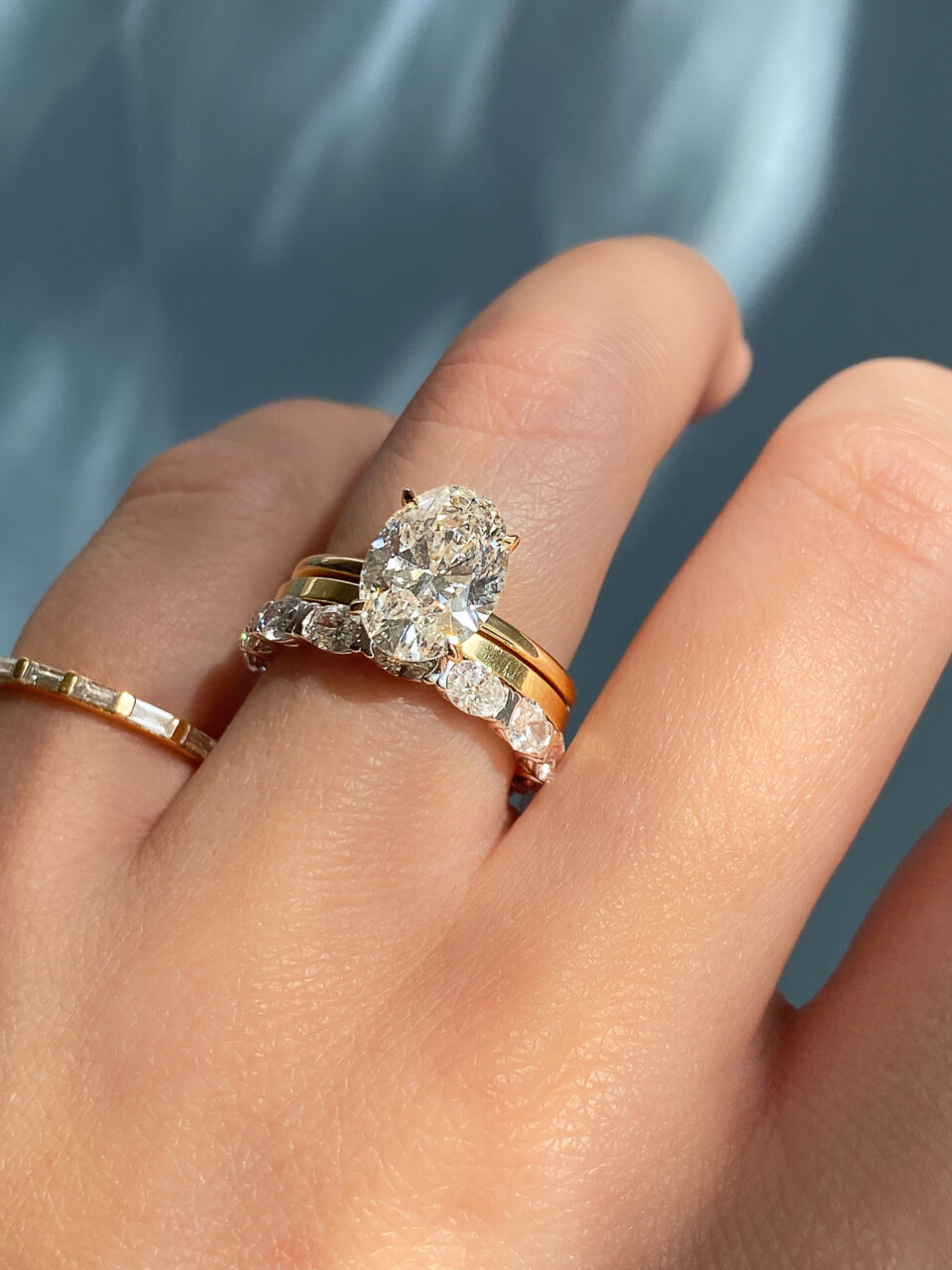 All the Reasons Not to Buy an Oval Engagement Ring