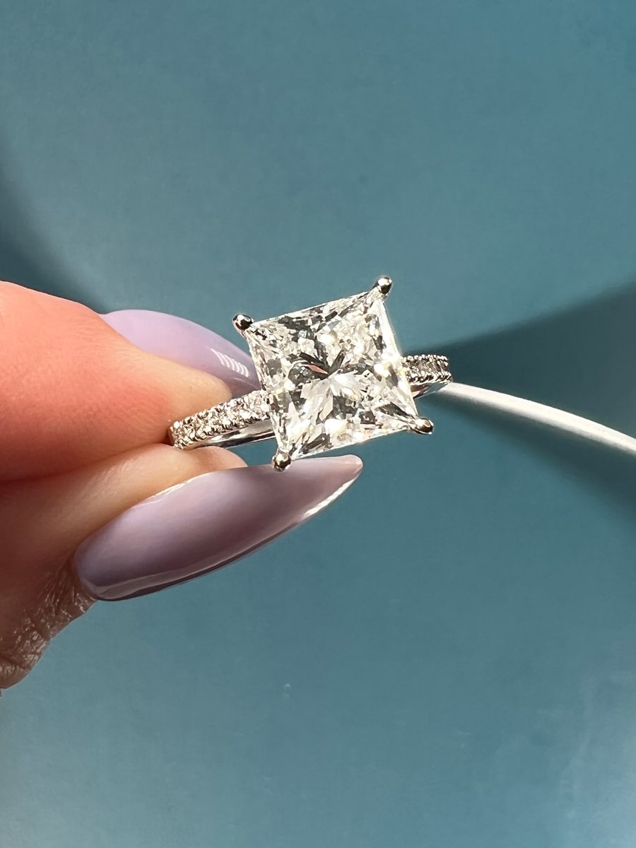 princess cut lab diamond engagement ring