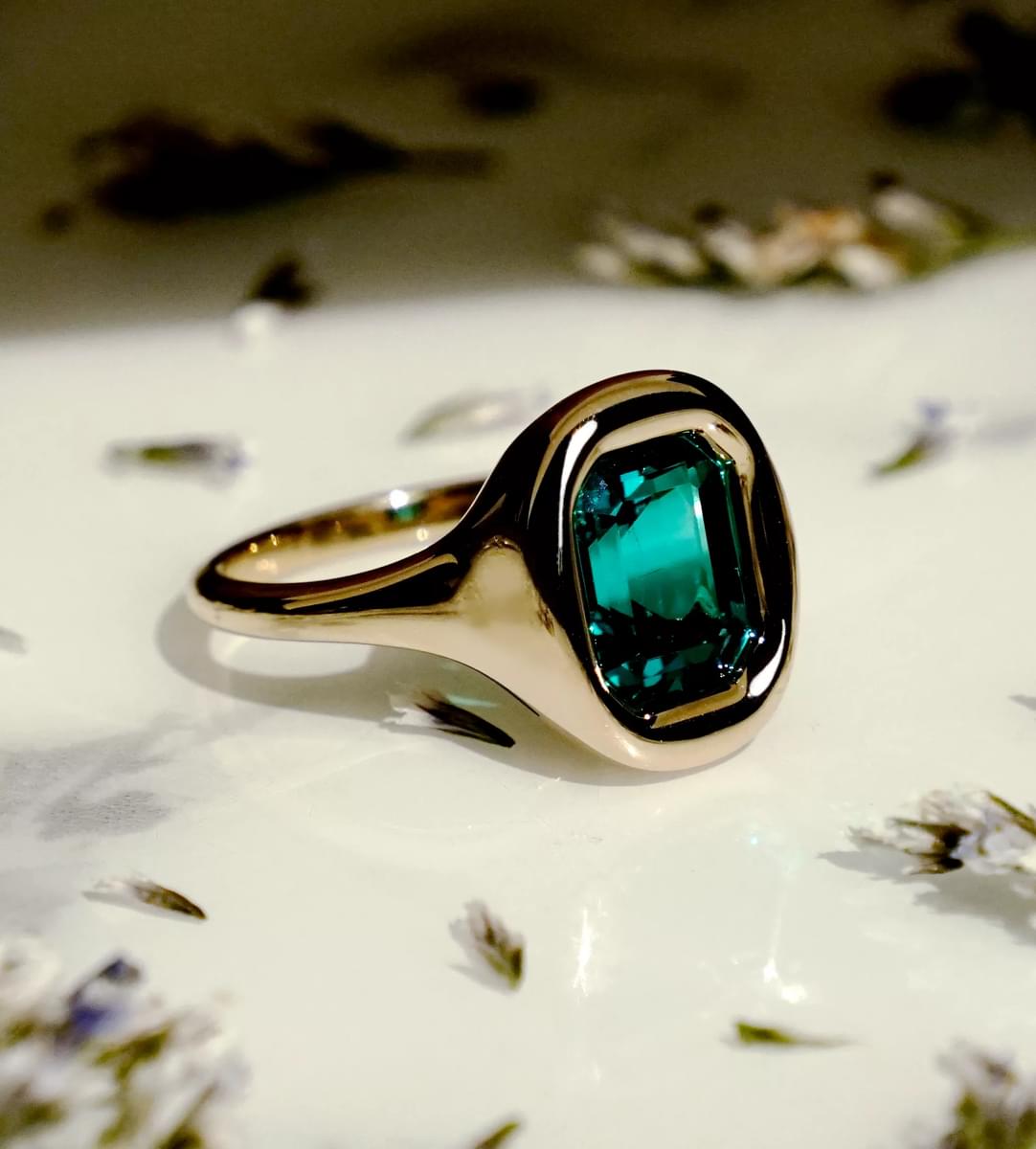 How to Clean an Emerald Ring at Home